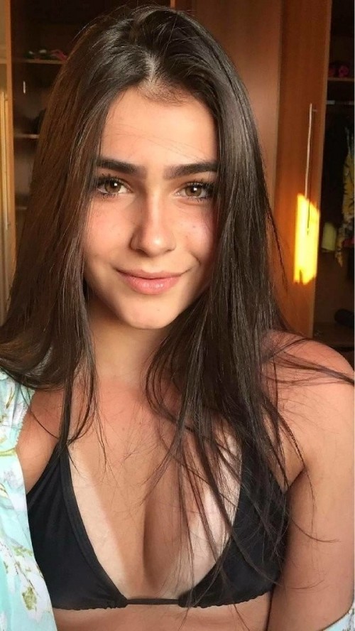 Sexy-brunetky-72.jpg